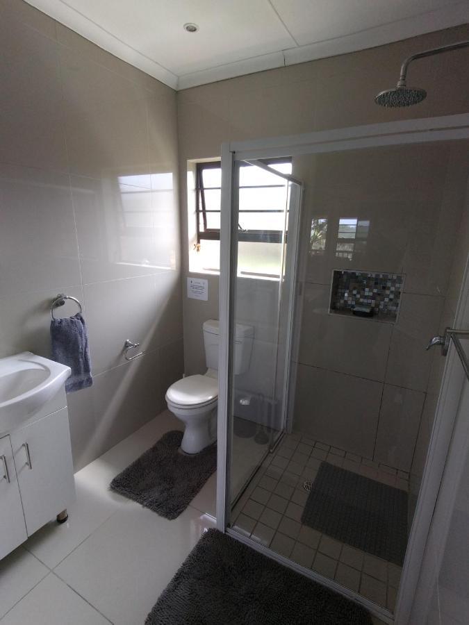 2 Bedroom Guest Suite At A-Frame Glengariff Beach Glen Eden Экстерьер фото